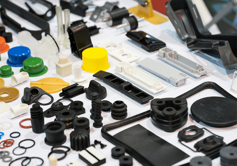 Explorez les possibilités infinies des produits en plastique personnalisés